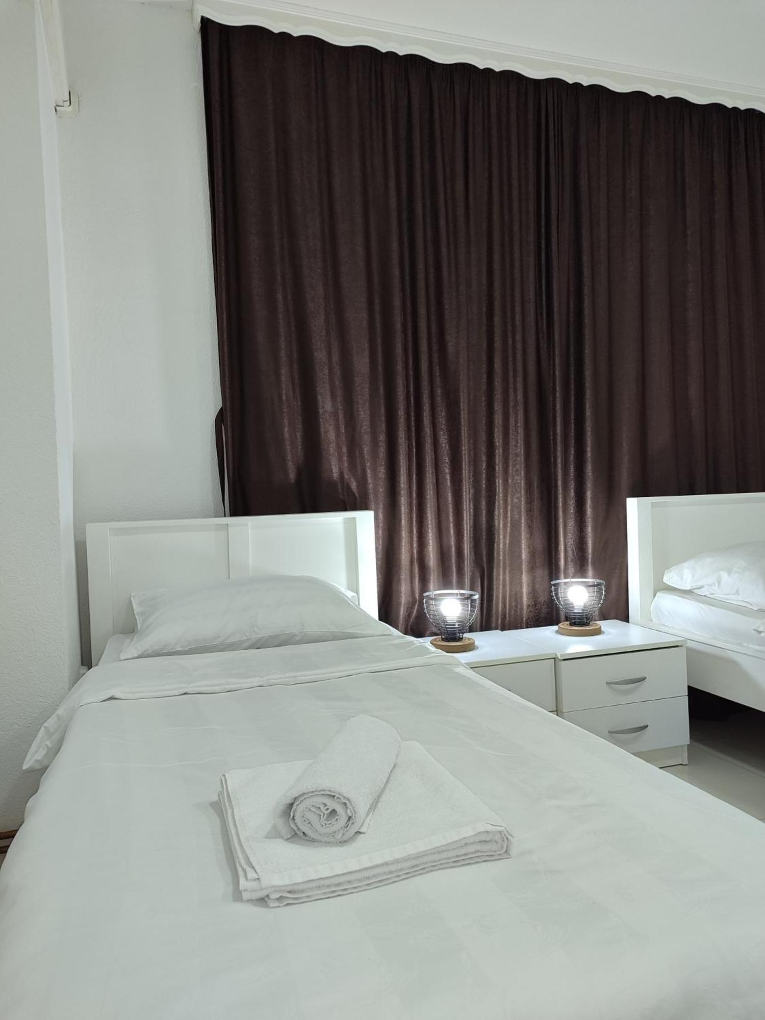 Apartments S&S Konjic Esterno foto
